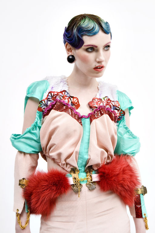 Angela Brandys complete clothes