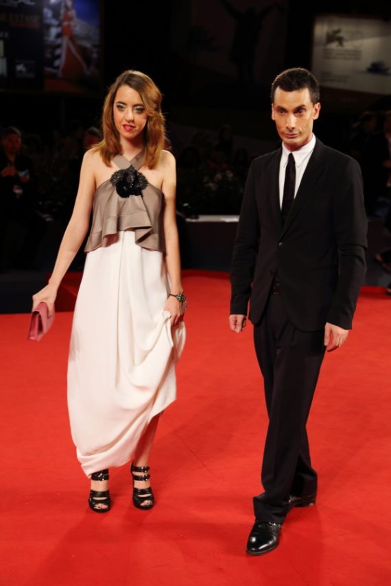 red-carpet-venice-layfur