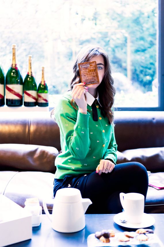 lady fur at hotel diana testing MEGA NFC medical